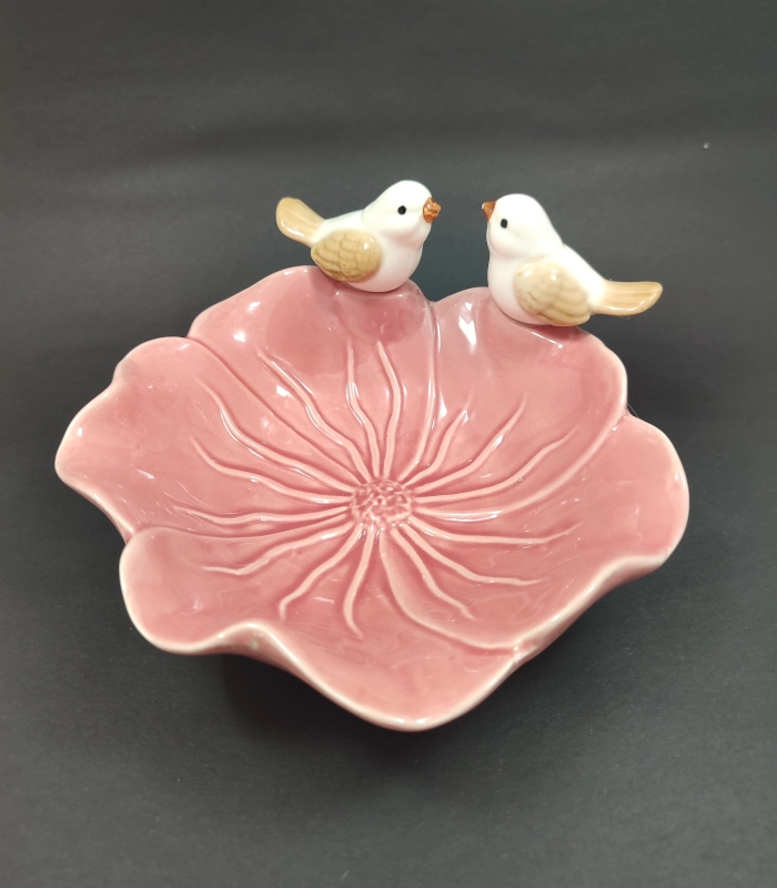 تنقلات خوری طرح کبوتر - فراکالا - Pigeon design snacks